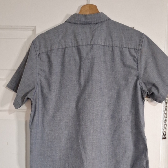 RVCA Men's Gray Short Sleeve Shirt - Picture 6 of 10
